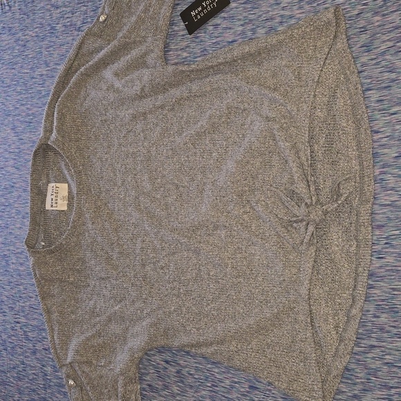 New York Laundry Women's Sweater Gray Size L NWT - Picture 1 of 9
